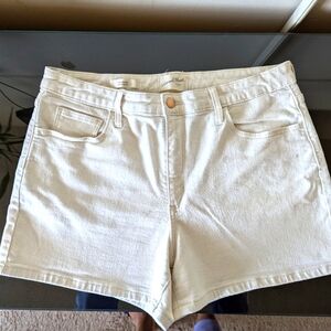 Universal Thread Jean Shorts Cream 14